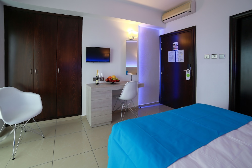 Les Palmiers Beach Hotel 23/69