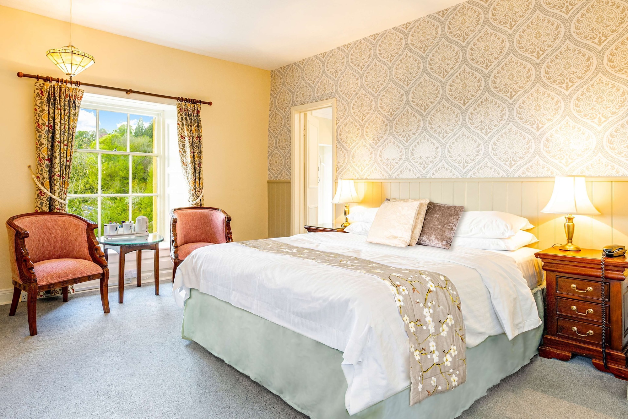 COMFORT, DOUBLE BED