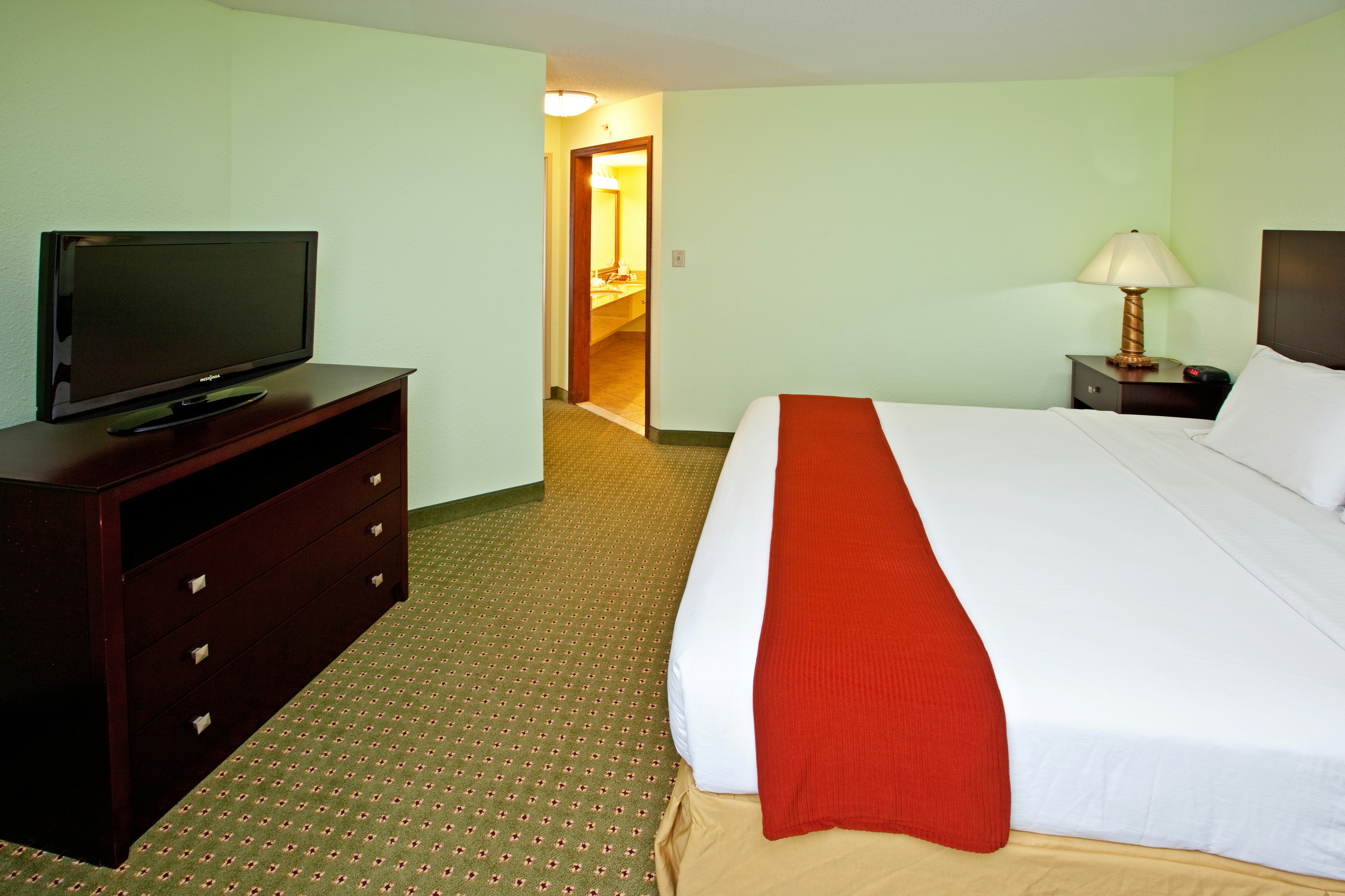 Holiday Inn Express Hotel Suites Scottsburg 18/57
