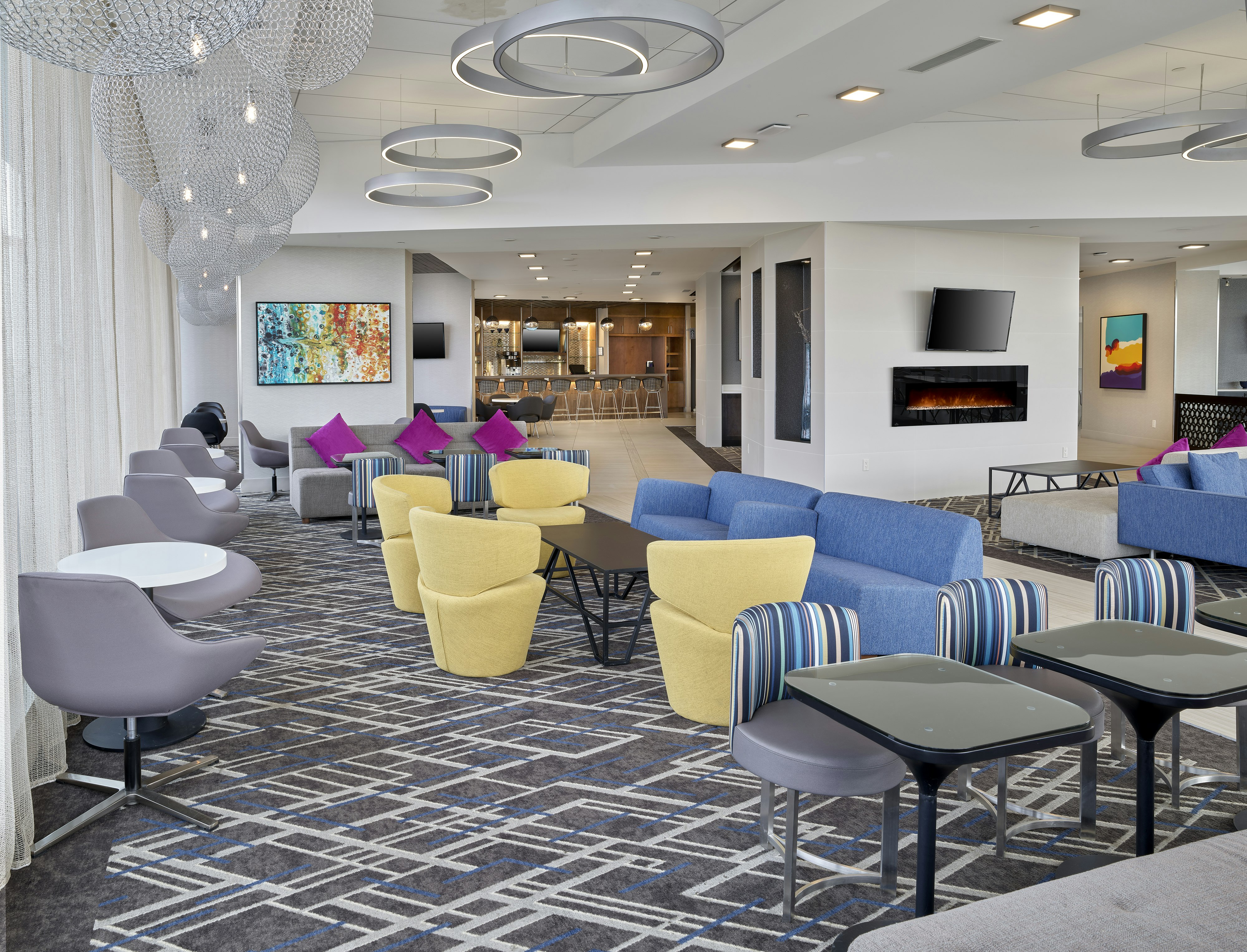 DoubleTree by Hilton Edmonton Downtown 26/50
