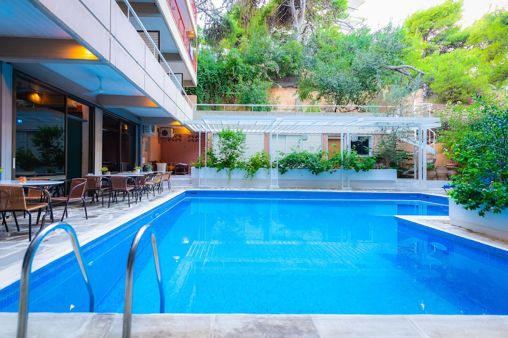 Apollonia Apartments 46/50