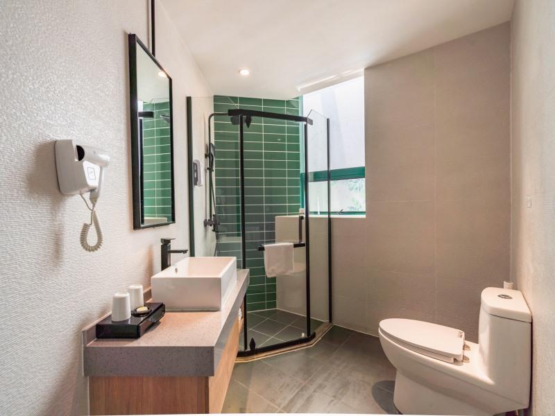 GreenTree Inn Wuxi Quanshan Center Express Hotel 36/37