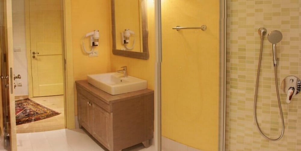 Igdeli Han Suit Otel Alacati 47/50