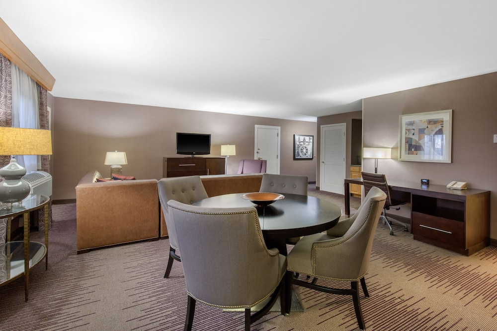 Doubletree Hotel Downtown Wilmington Legal 39/60