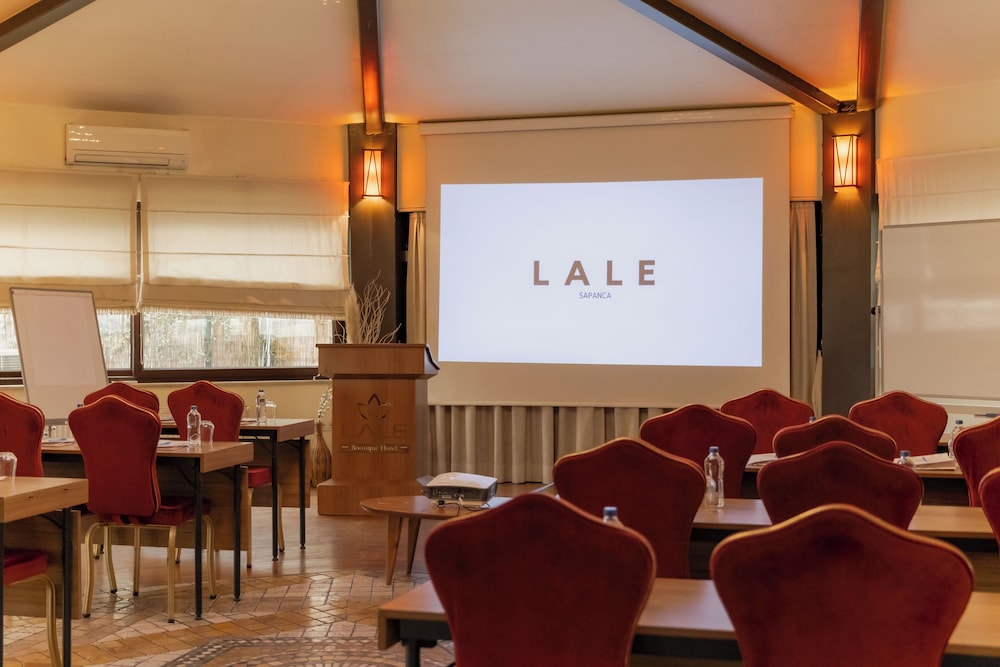 Lale Boutique Hotel 45/55