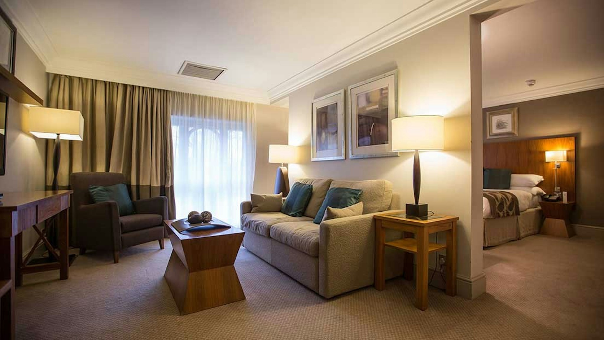 Main House, Suite
