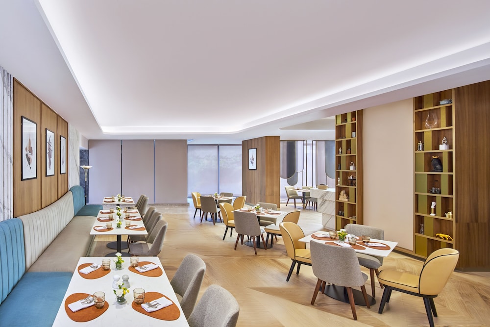 Novotel Mumbai International Airport 56/70