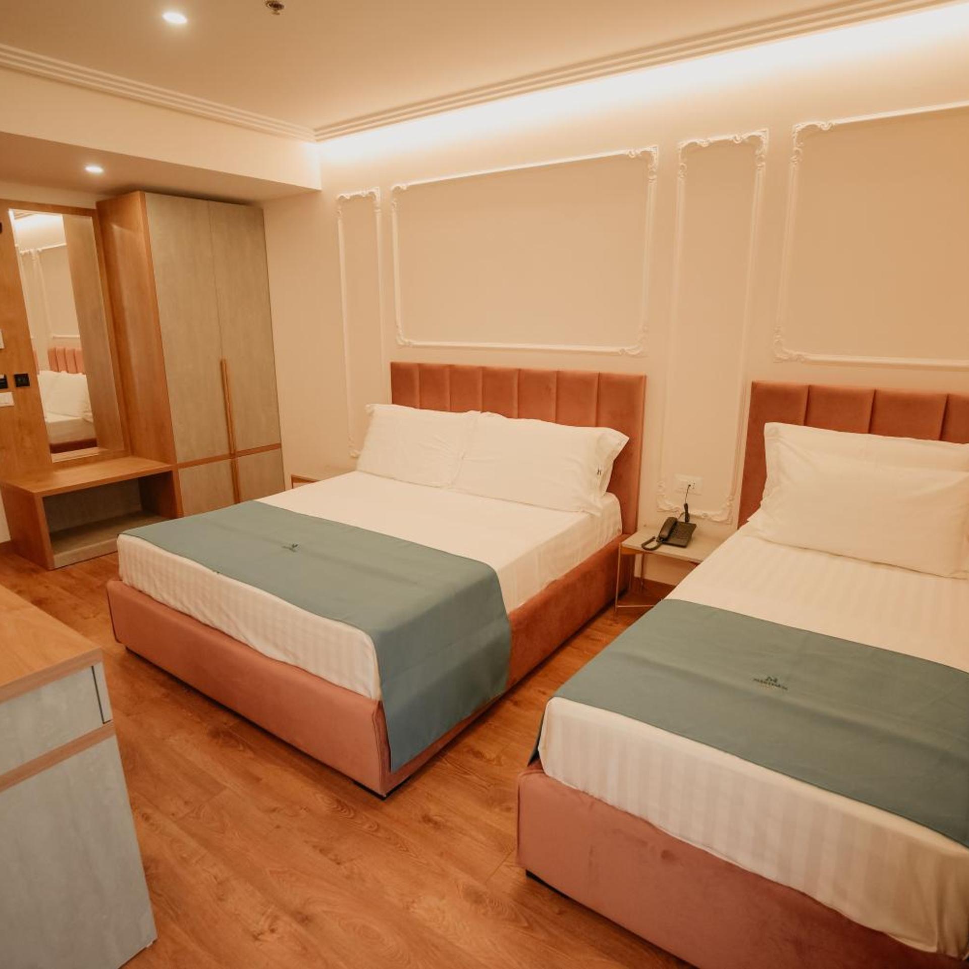 Martiness Hotel 44/92