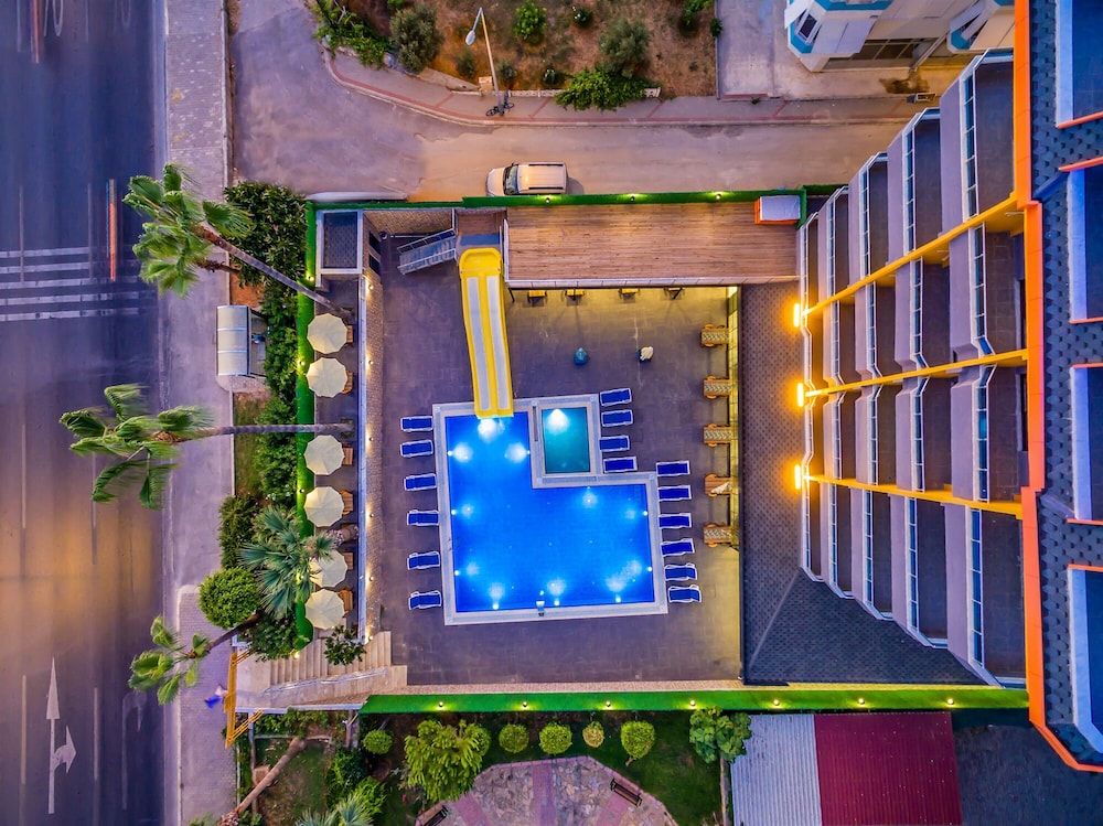 Arsi Paradise Beach Hotel 10/36
