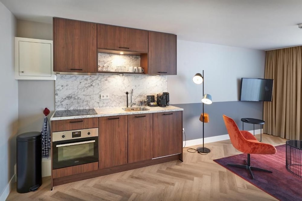 NOVA APARTMENTS 14/65