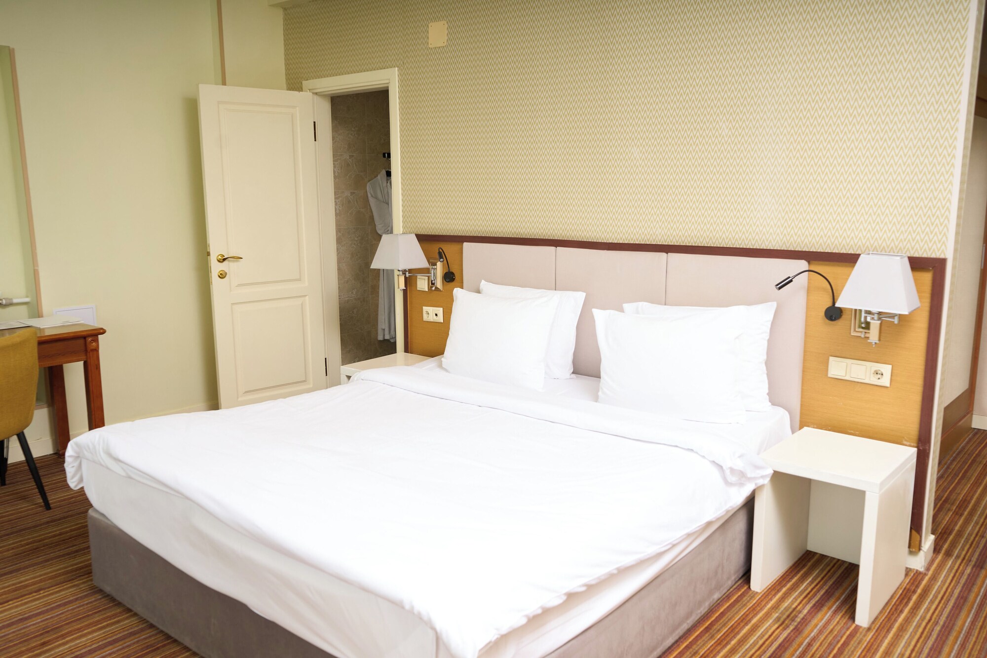 1 BEDROOM, COMFORT, DOUBLE BED