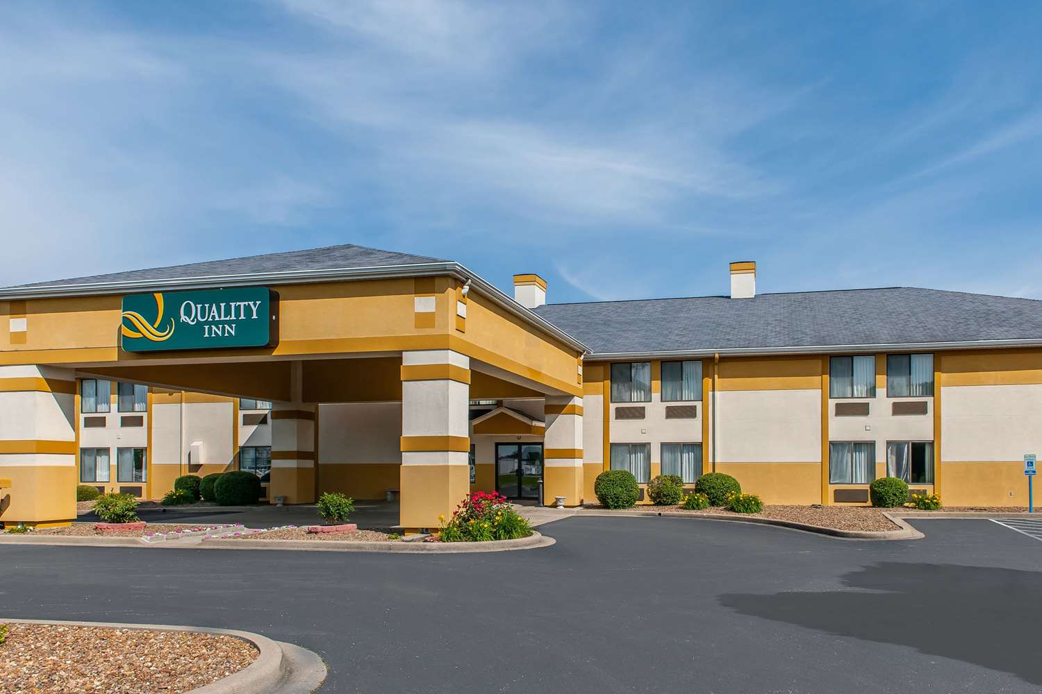 Quality Inn Lewisport 1/16