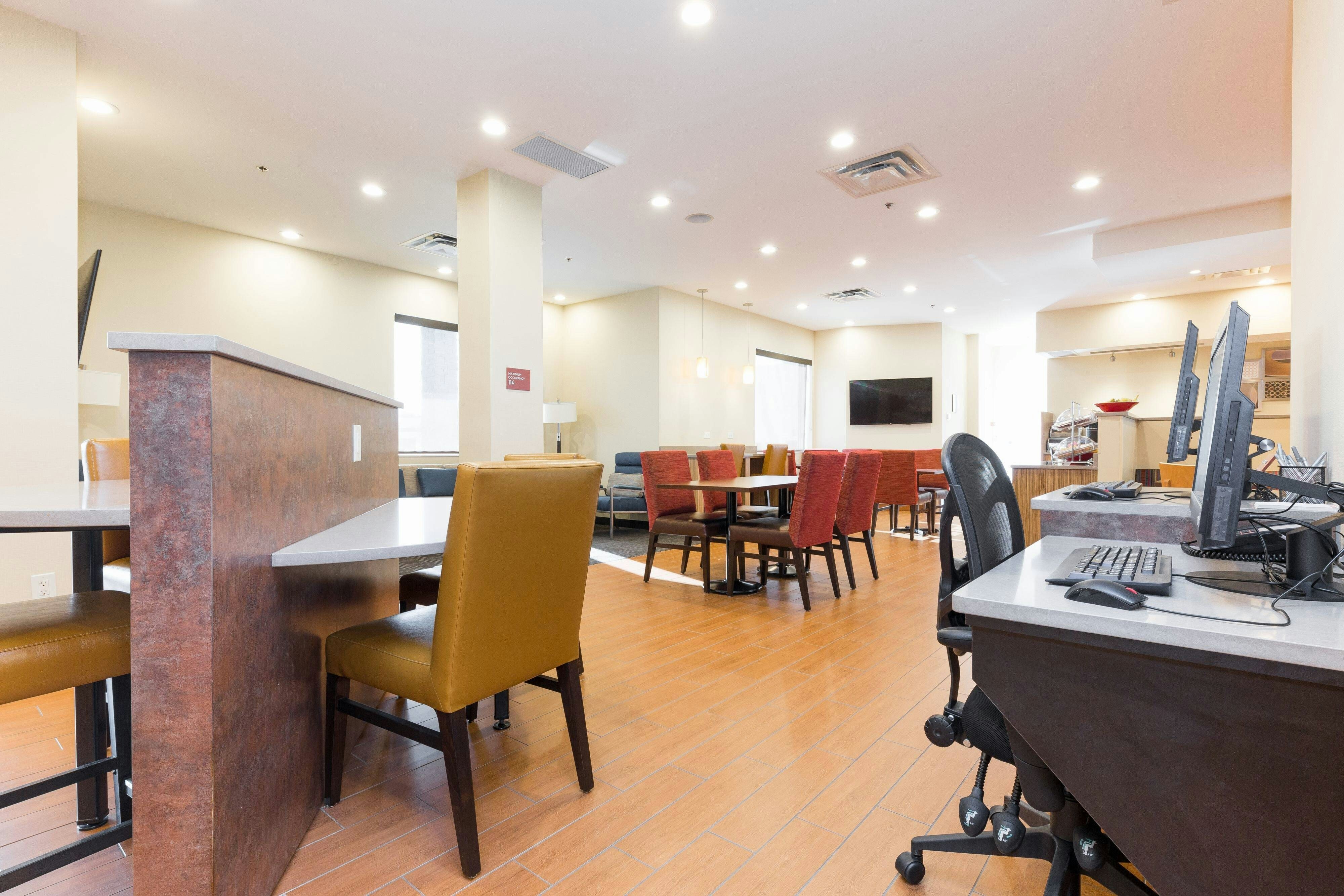 Towneplace Suites Edmonton South 10/13