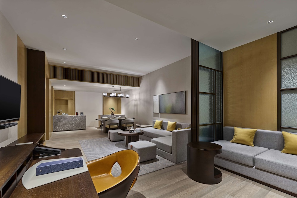 Hilton Suzhou Yinshan Lake 30/72