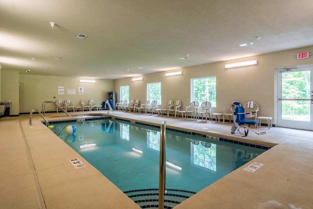 Cobblestone Hotel And Suites Harborcreek 26/53