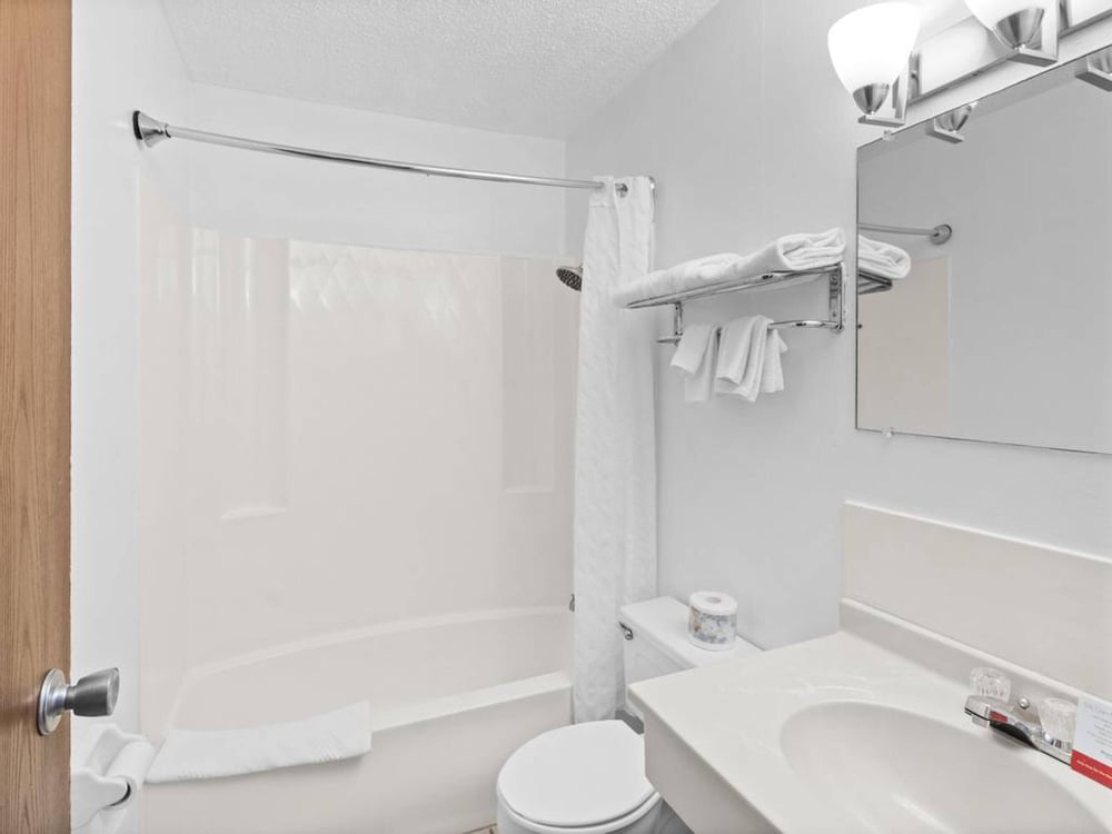 Econo Lodge Alliance 59/60