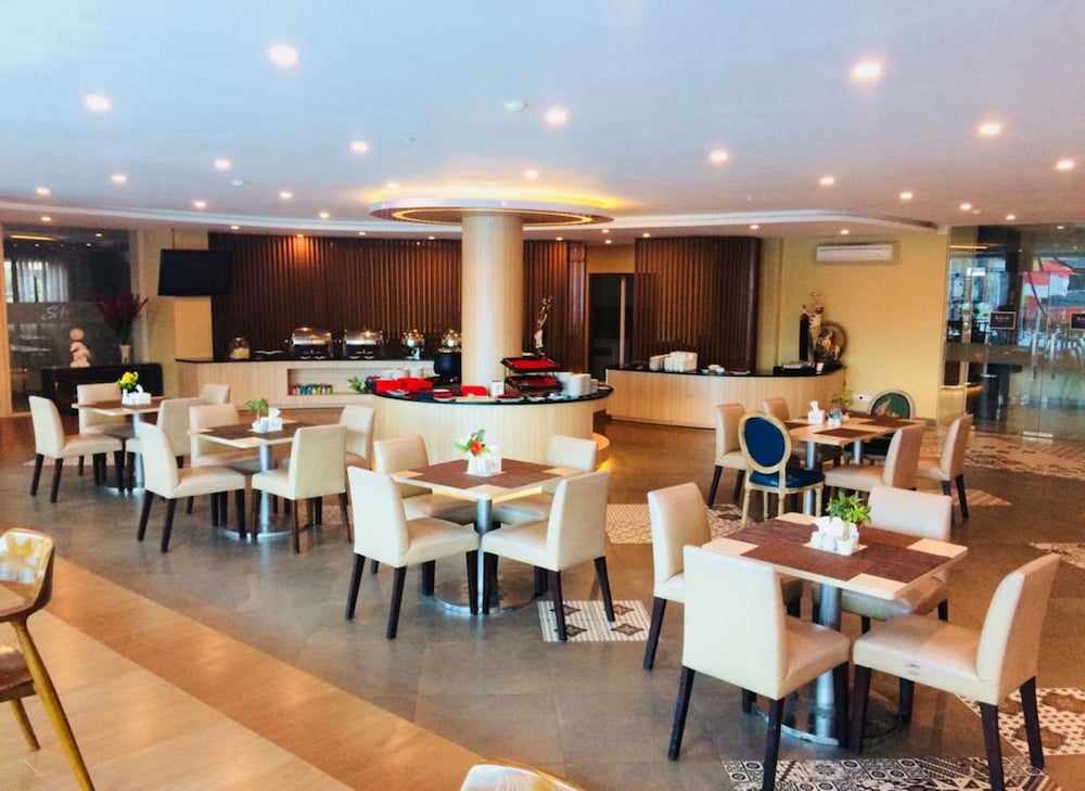 YELLO Hotel Samarinda 21/28
