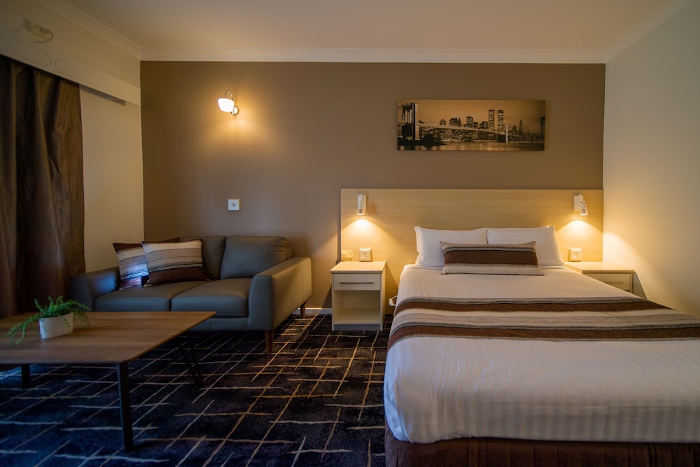 Hamiltons Townhouse Motel 16/51