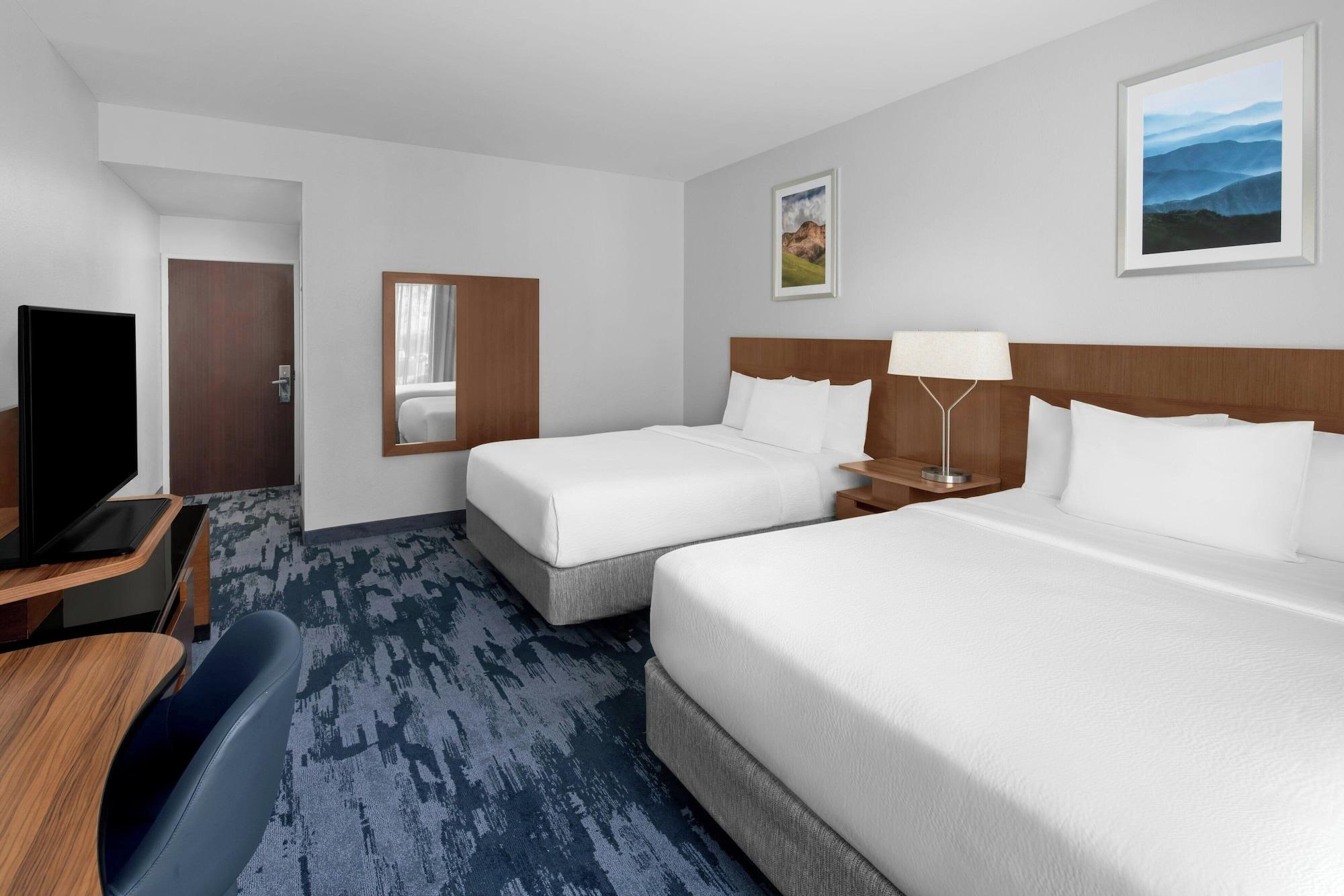 Room, Multiple Beds