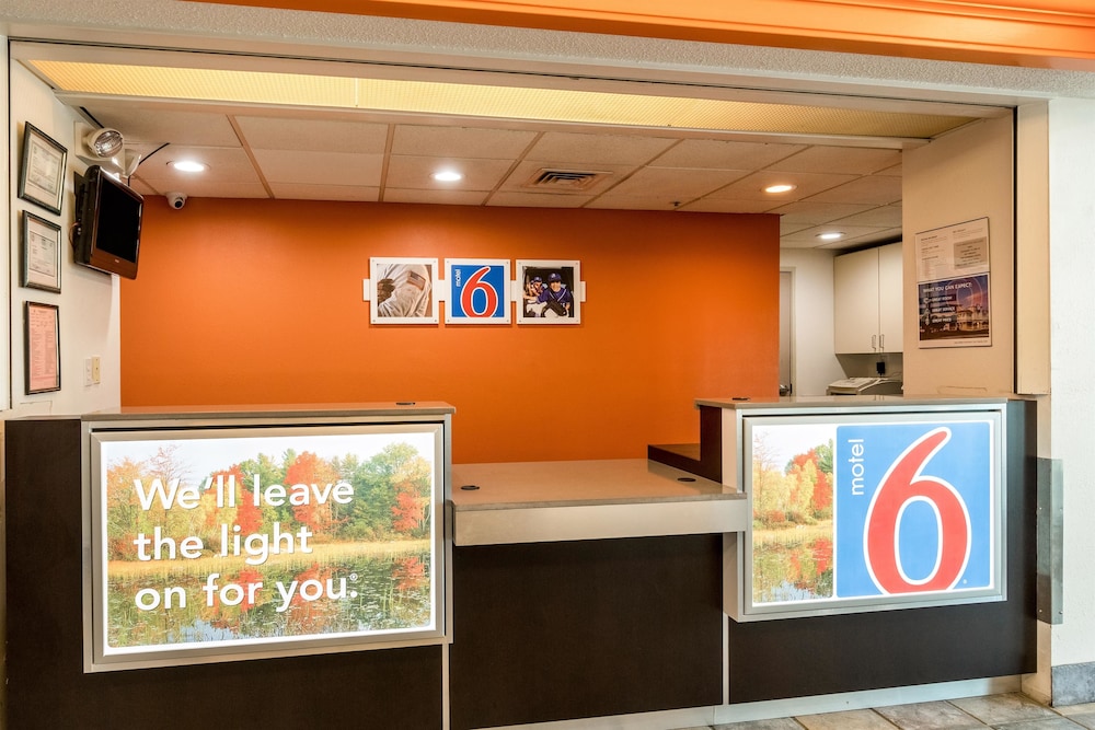Lobby at Motel6 Newport, TN, NEWPORT - TN