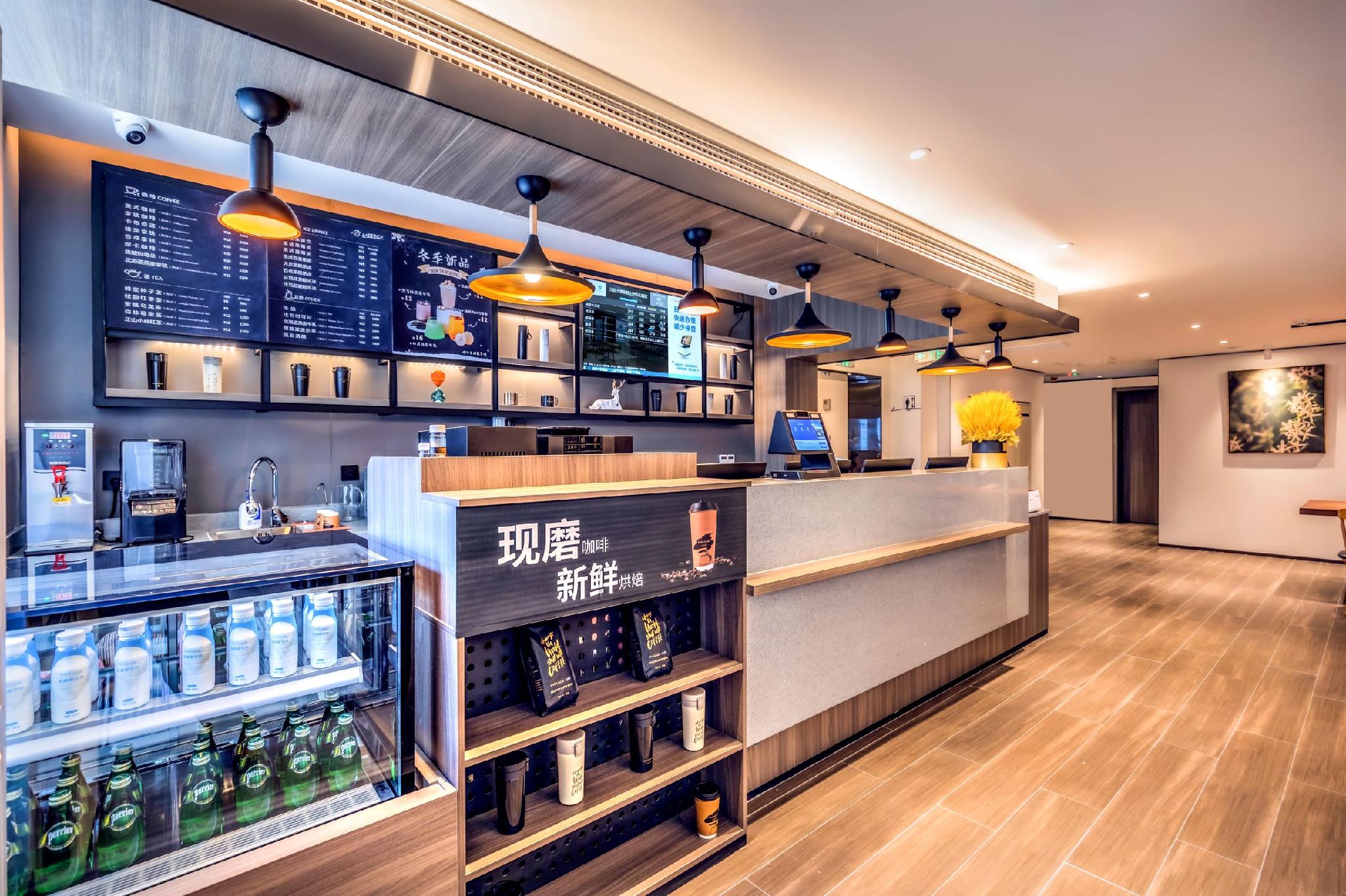 Vienna Hotel (Tianjin chentangzhuang subway station store) 16/59