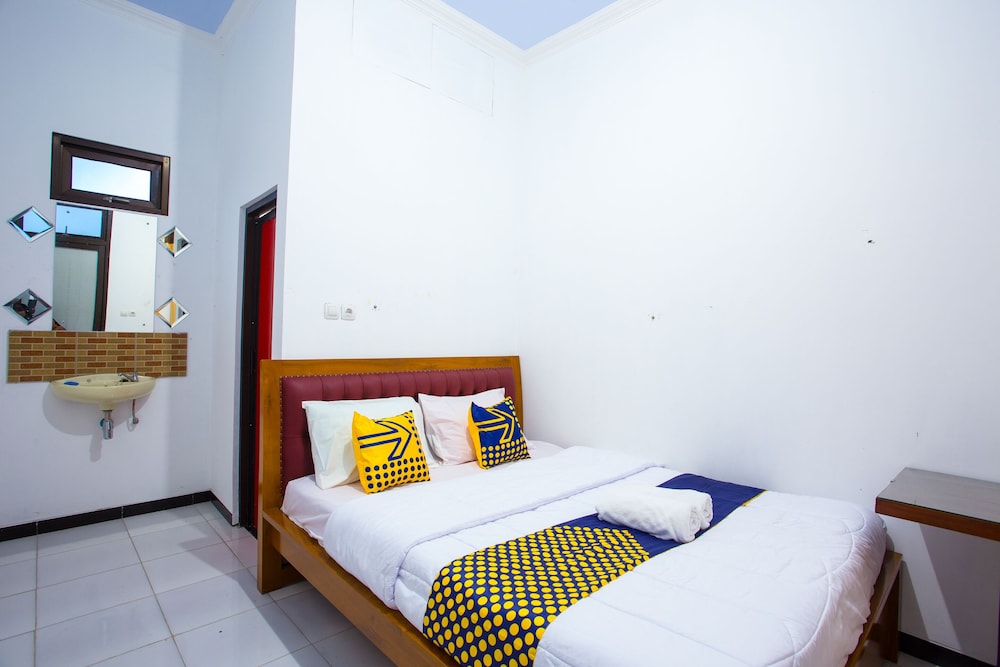 SPOT ON 2718 Backpacker's Homestay Jlegong 35/51