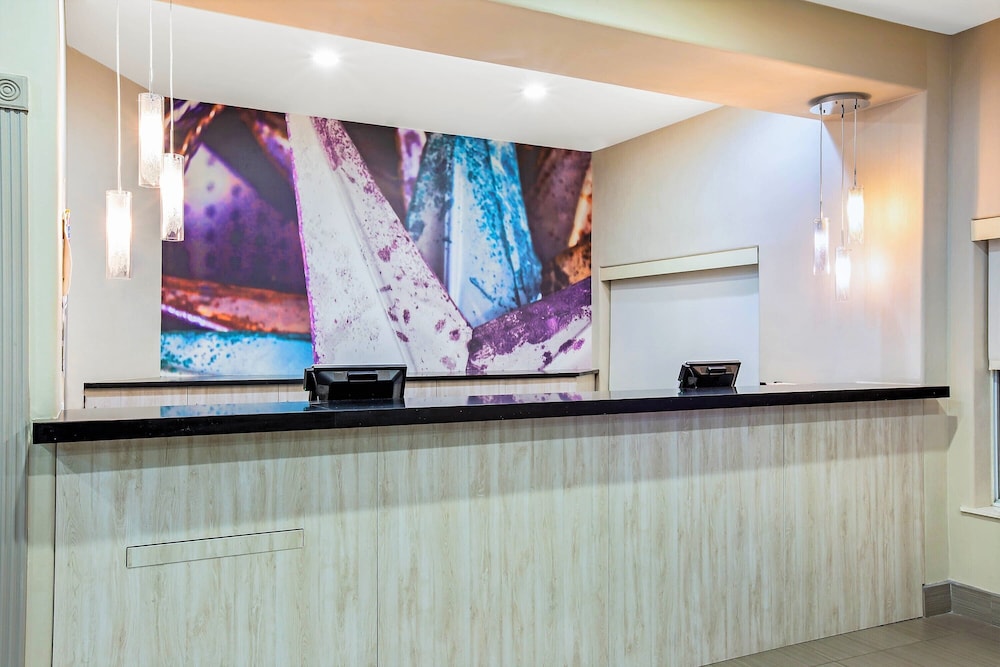 La Quinta Inn & Suites by Wyndham Pharr North McAllen 11/58