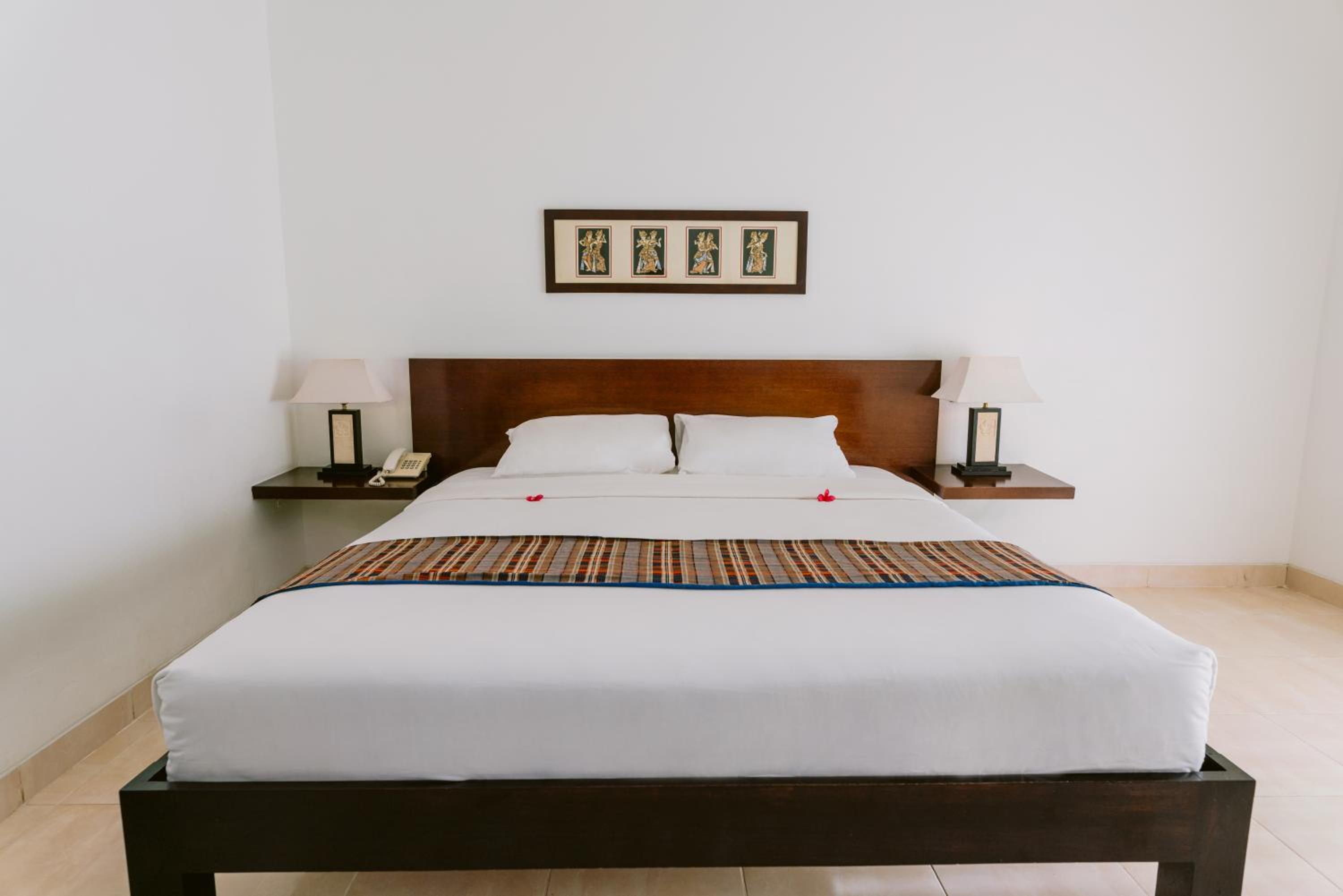 Superior, Queen Bed