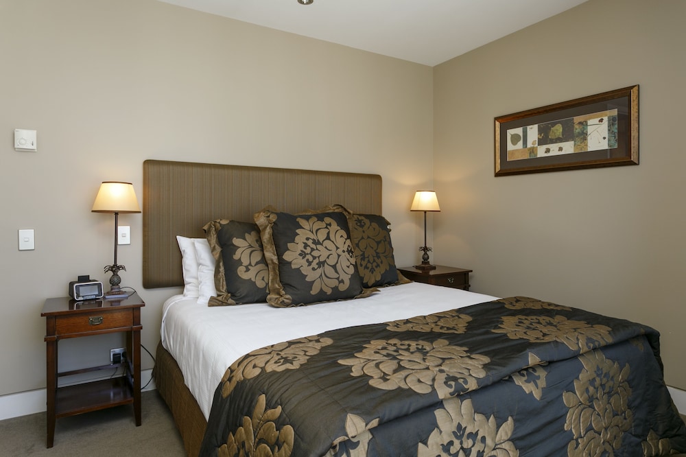 The Reef Resort 20/50