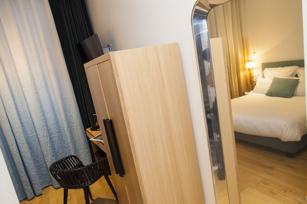 Hotel Le Lion 27/72