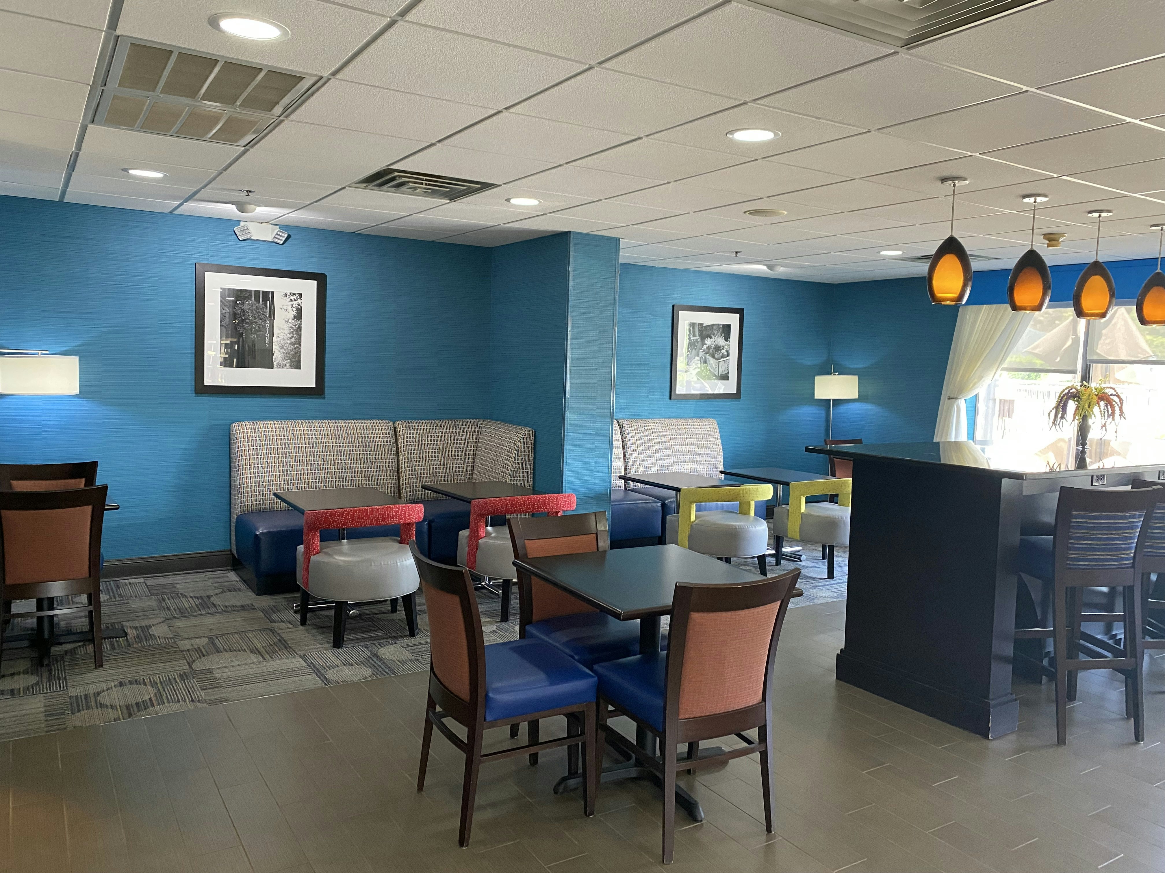 Hampton Inn Ft. Chiswell-Max Meadows 33/47