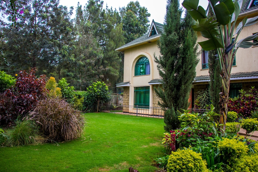 Karen Inn and Suites 44/50
