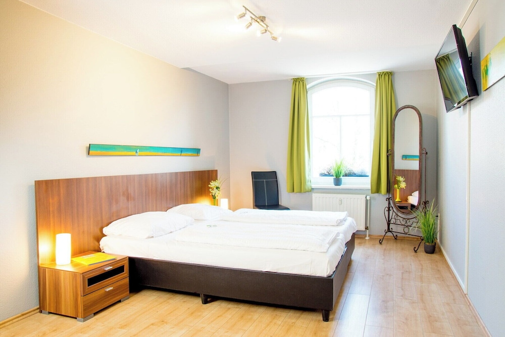 Hotel Dampfmuhle 19/67