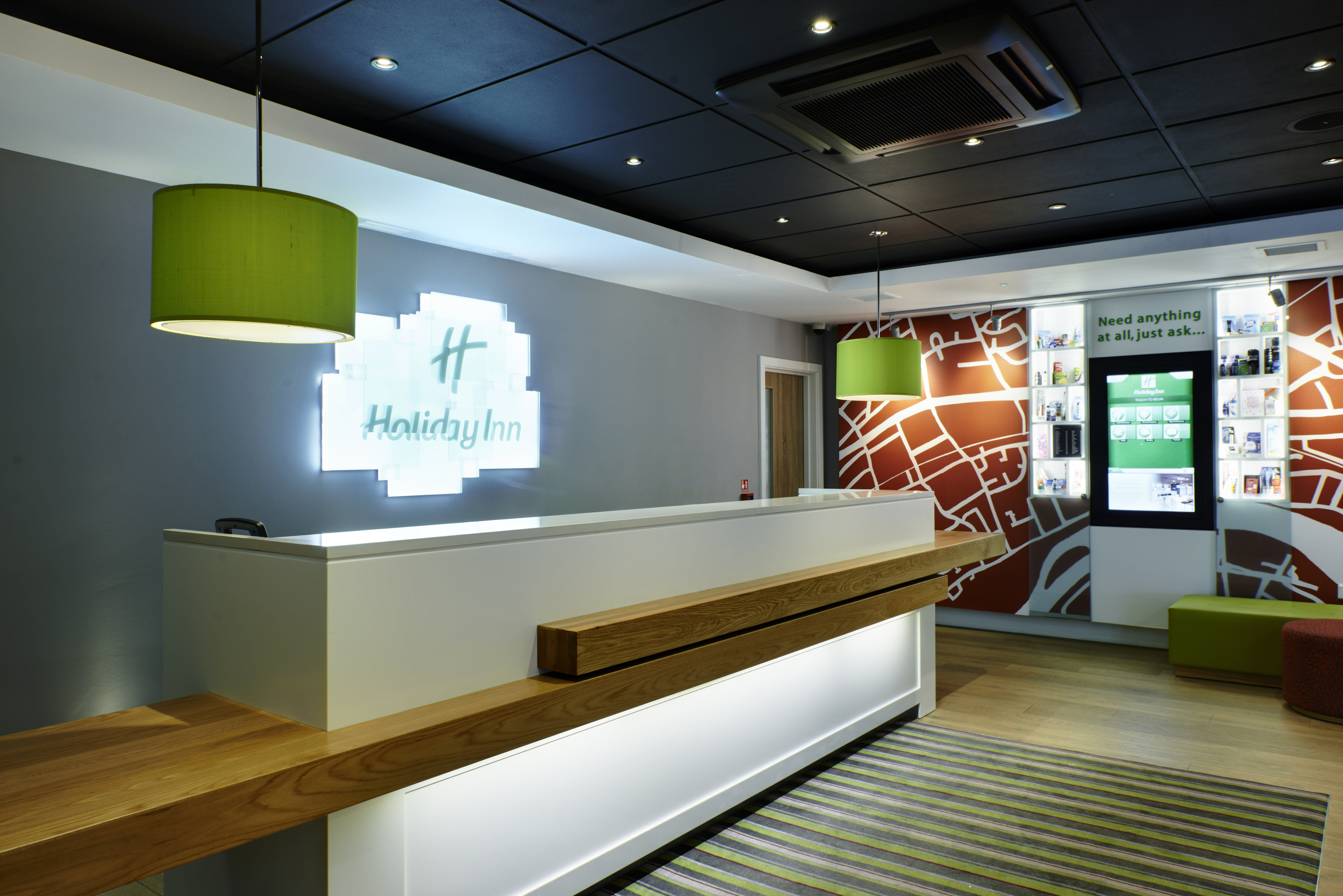 Holiday Inn London Brentford Lock 14/60