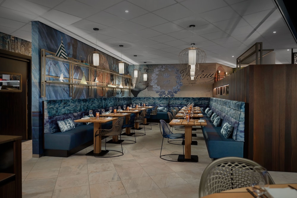 Lobby at Inntel Hotels Den Haag Marina Beach, THE HAGUE