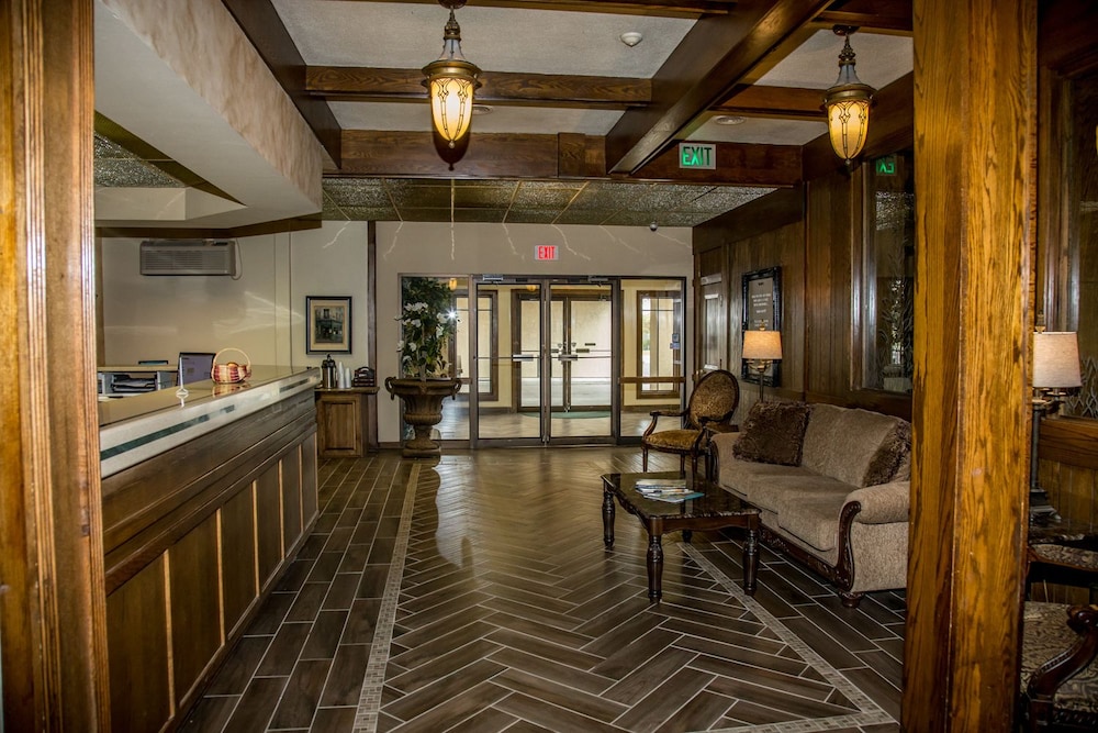 Baymont By Wyndham Fargo 18/50