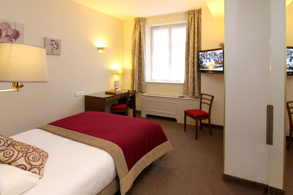 ROOM, SINGLE