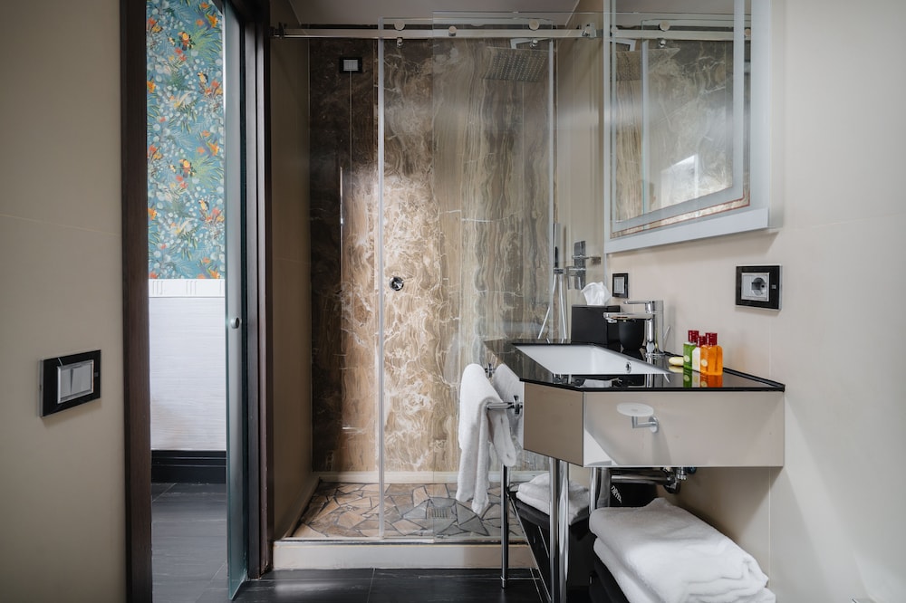 Superior, Twin Beds, Unica Suite Rome 8/9