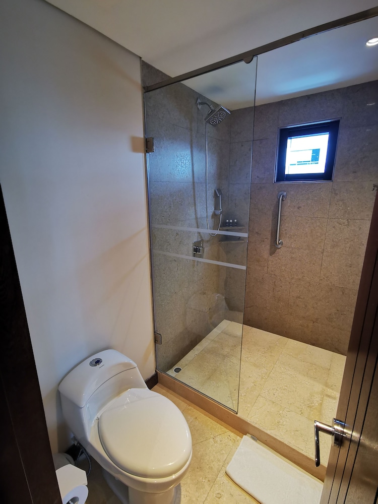Mercure Bogota Calle 100 48/50