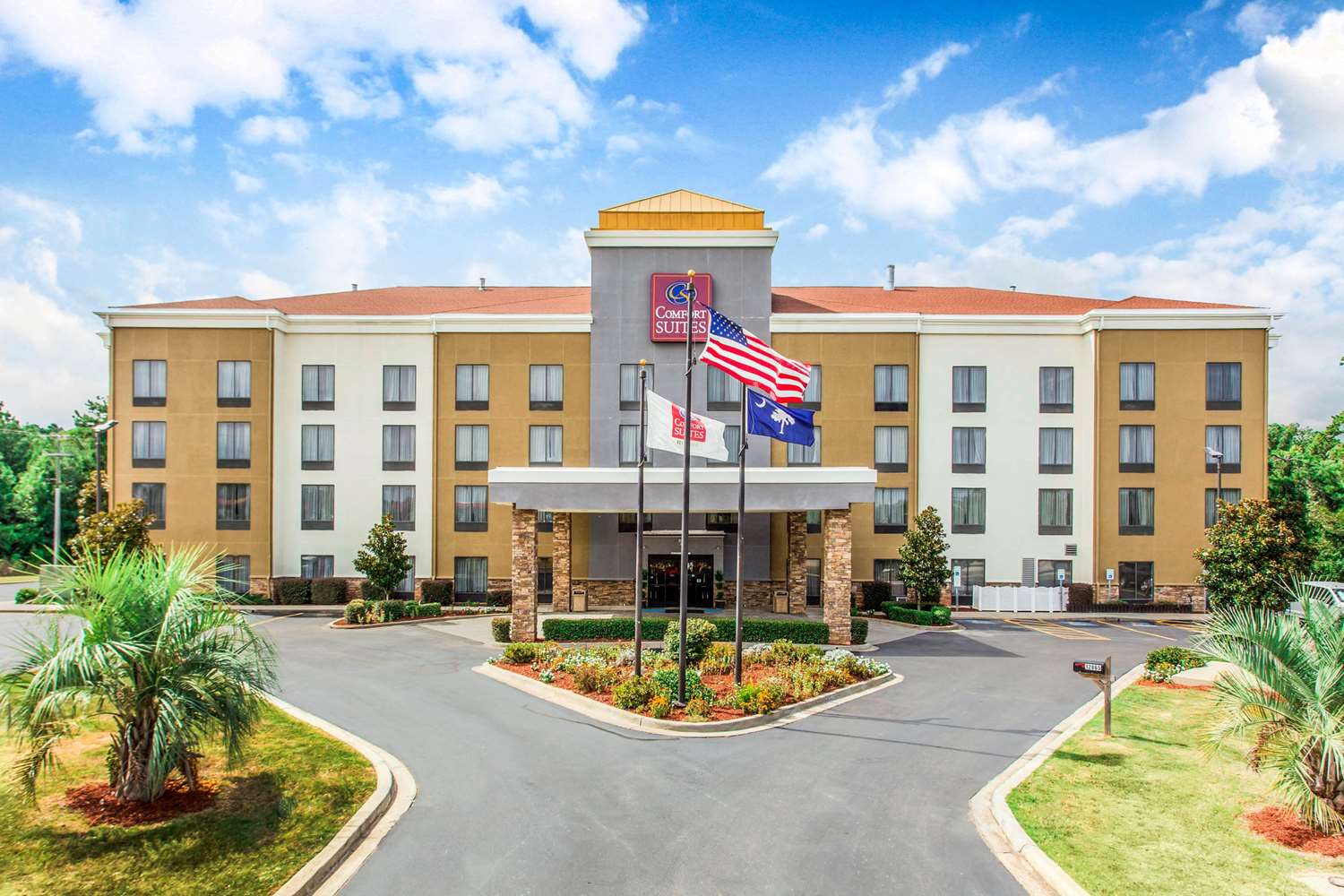 Comfort Suites Clinton Near Presbyterian College 2/16