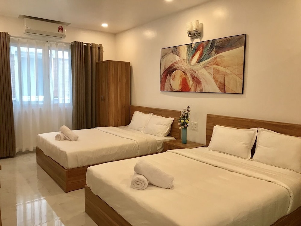 Louis Hostel 18/50