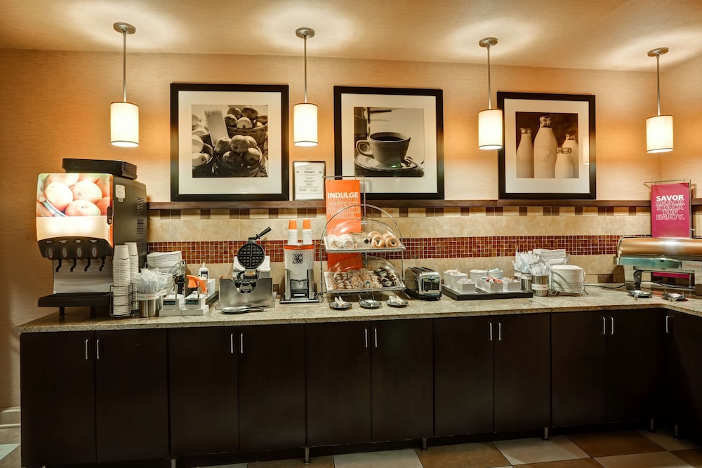 Hampton Inn Fairmont Wv 45/61
