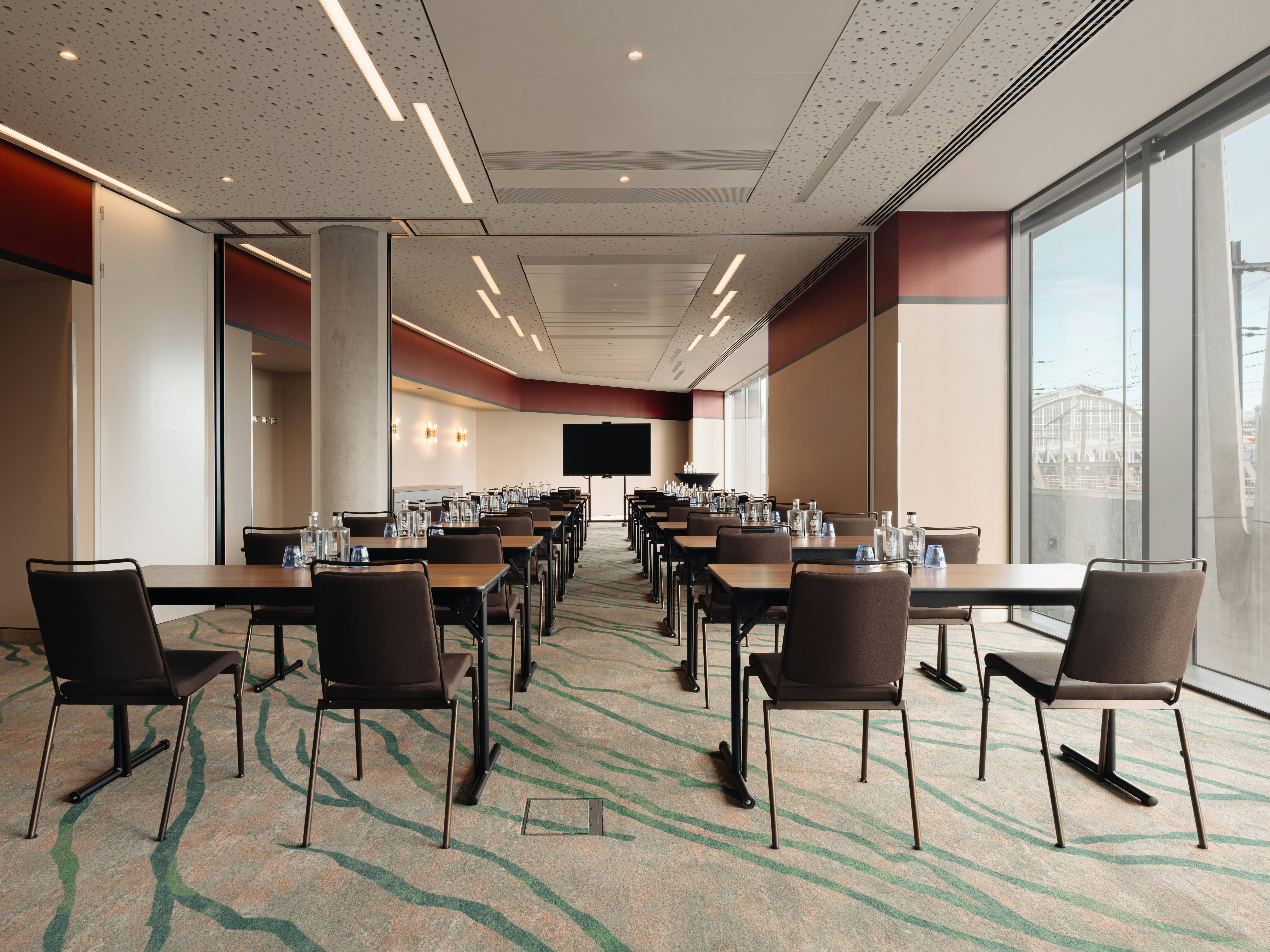 Doubletree By Hilton Amsterdam Centraal Station 83/88