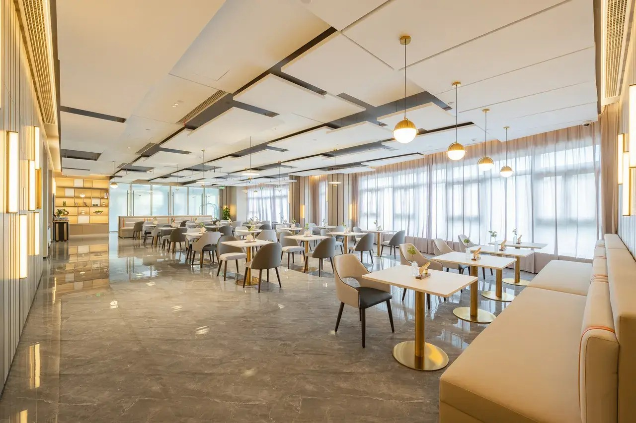 Atour Hotel Shanghai Jiading Juyuan Smart Center 17/19