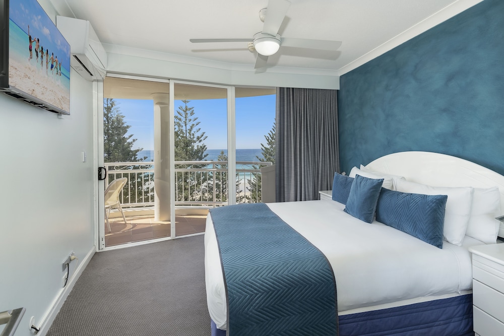 ULTIQA Burleigh Mediterranean Resort 20/65