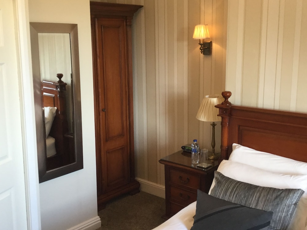 Beaumont House 20/50