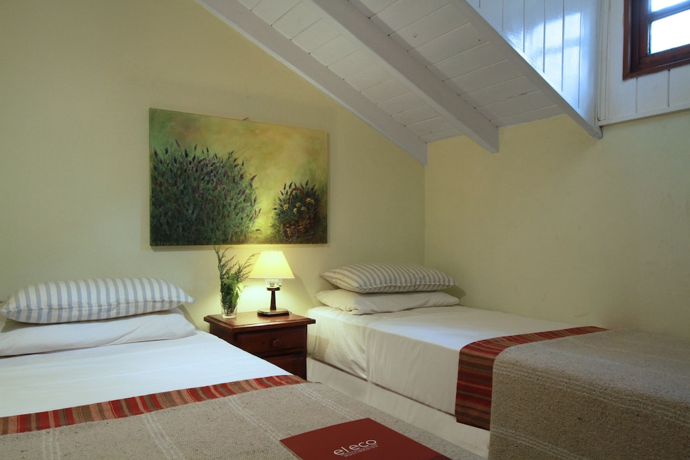 Posada Del Bosque Carilo 3/22