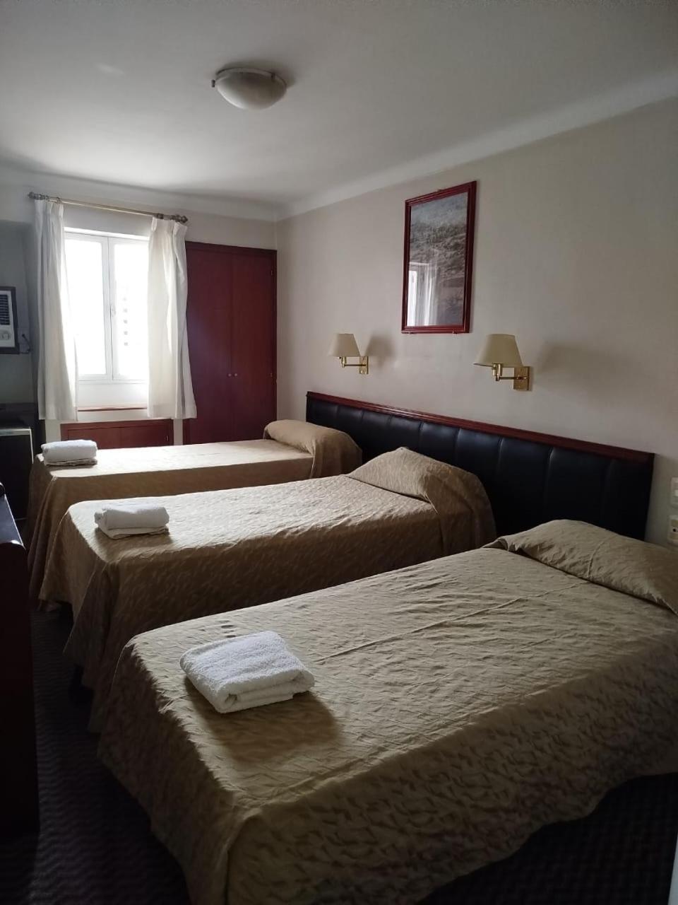 Hotel Presidente 11/33