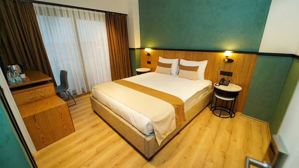 Fragments Hotel 20/51