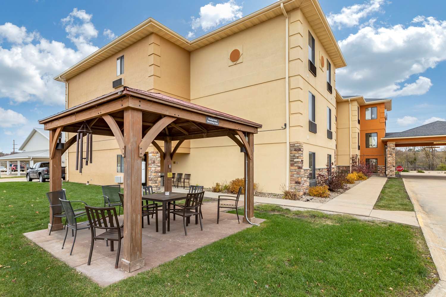 Comfort Inn & Suites Cedar Rapids North - Collins Road, IA 36/37